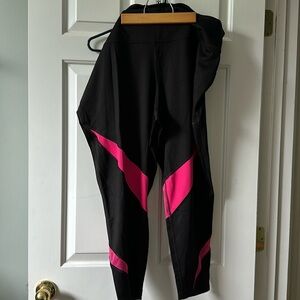 Livi active Gently Worn 26/28 Legging
